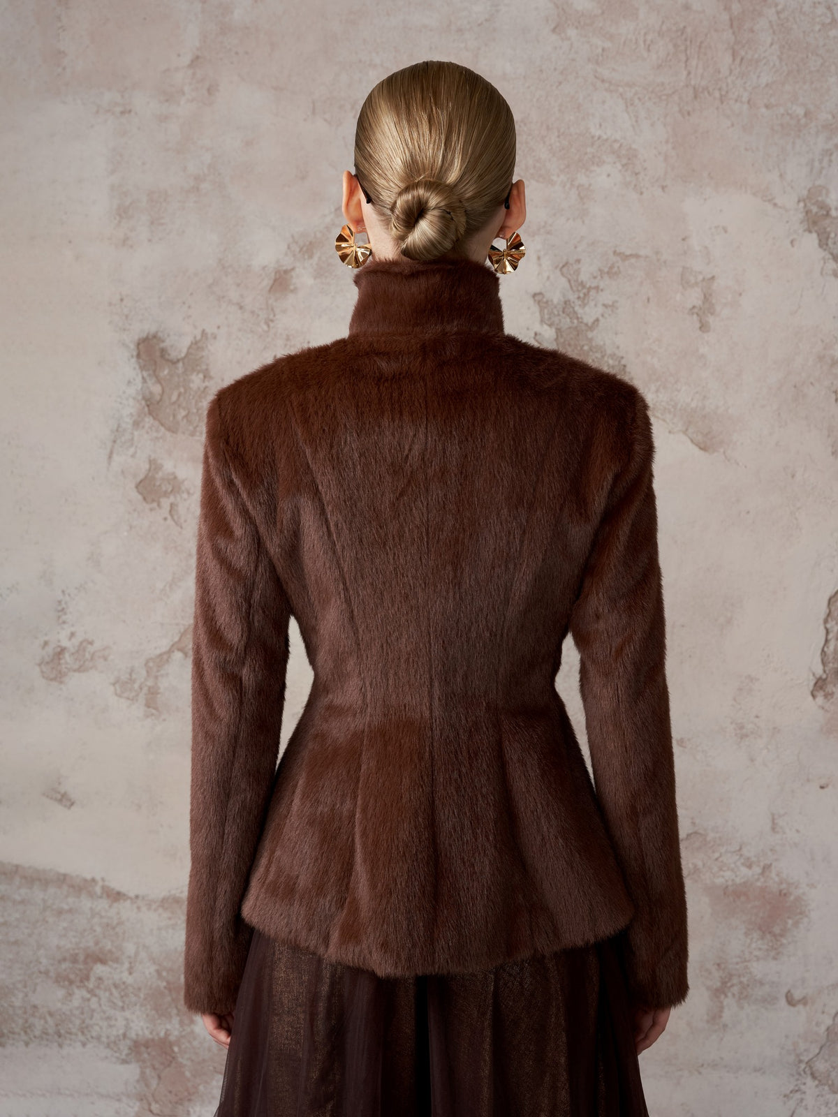 HSW Chestnut Jacket four-button front detail